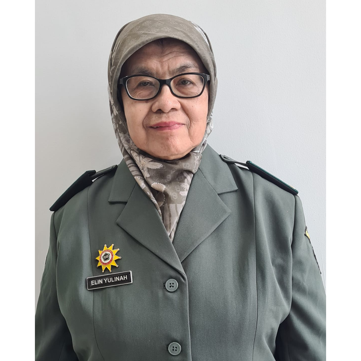 Prof.Dr. apt. ELIN YULINAH SUKANDAR