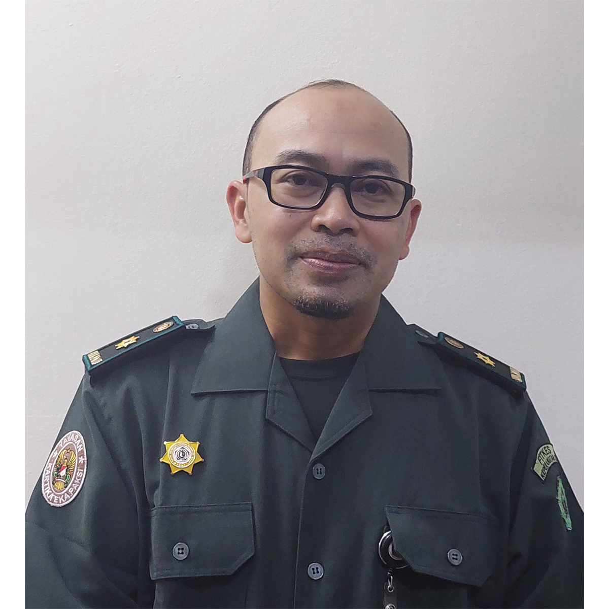 Asep Badrujamaludin, BN., MN., RN