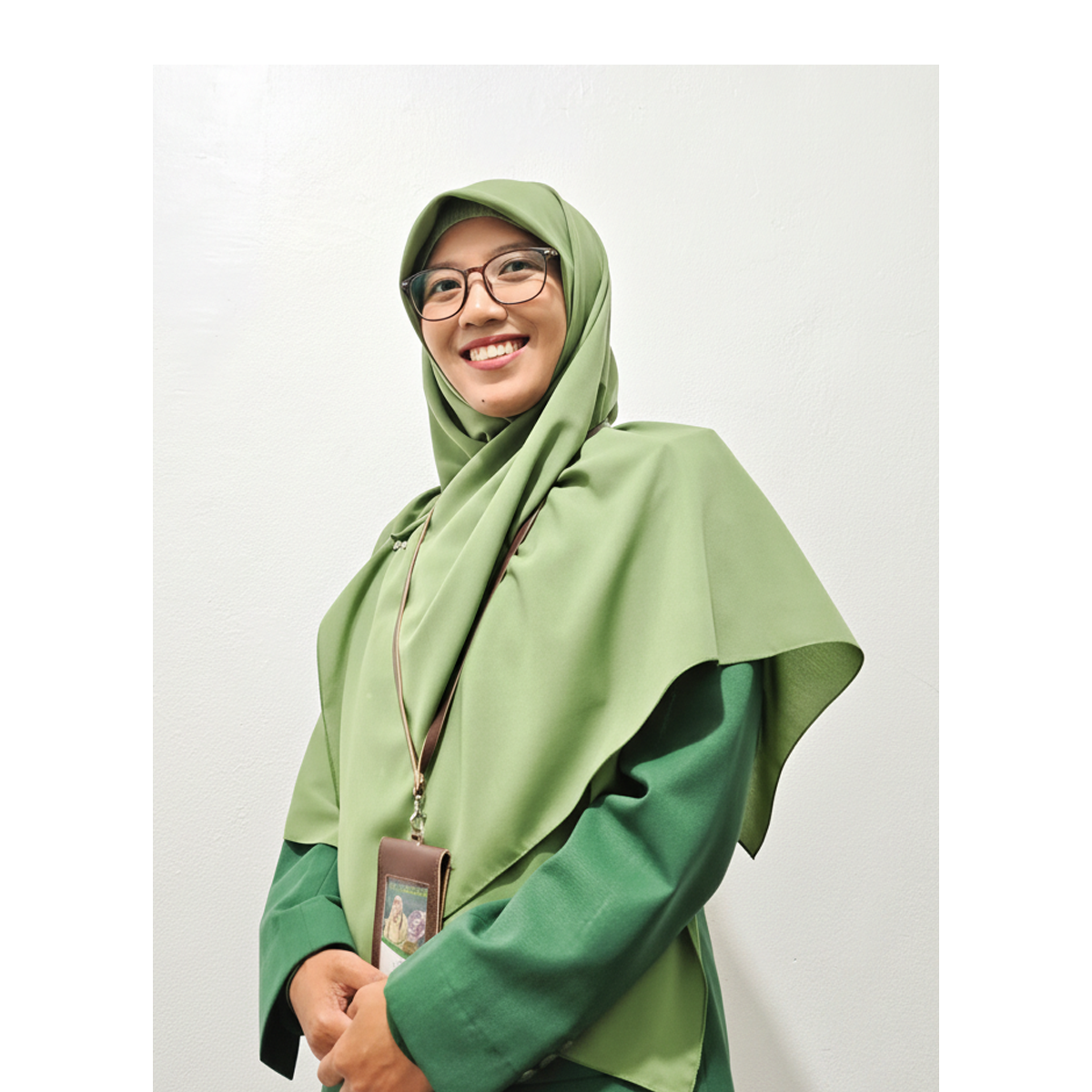 apt. Rina Anugrah, S.Farm., M.Si.