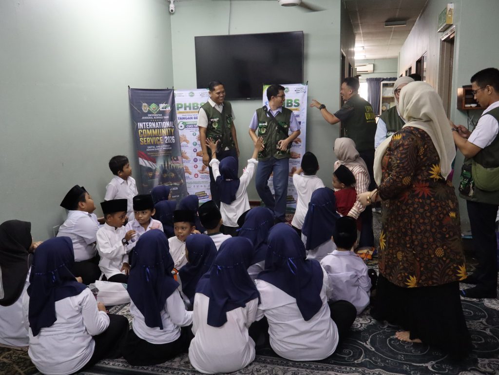 kegiatan Pengmas Internasional (Global Educational Brodge: Literacy and Digital Skill-Upgrading For Indonesian Migrant Workers Children in Malaysia tanggal 07 – 10 Juli 2026 img 0252